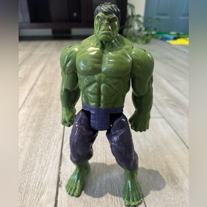 Marvel Incredible Hulk Action Figure 2016 Hasbro 12 inch Good Condition